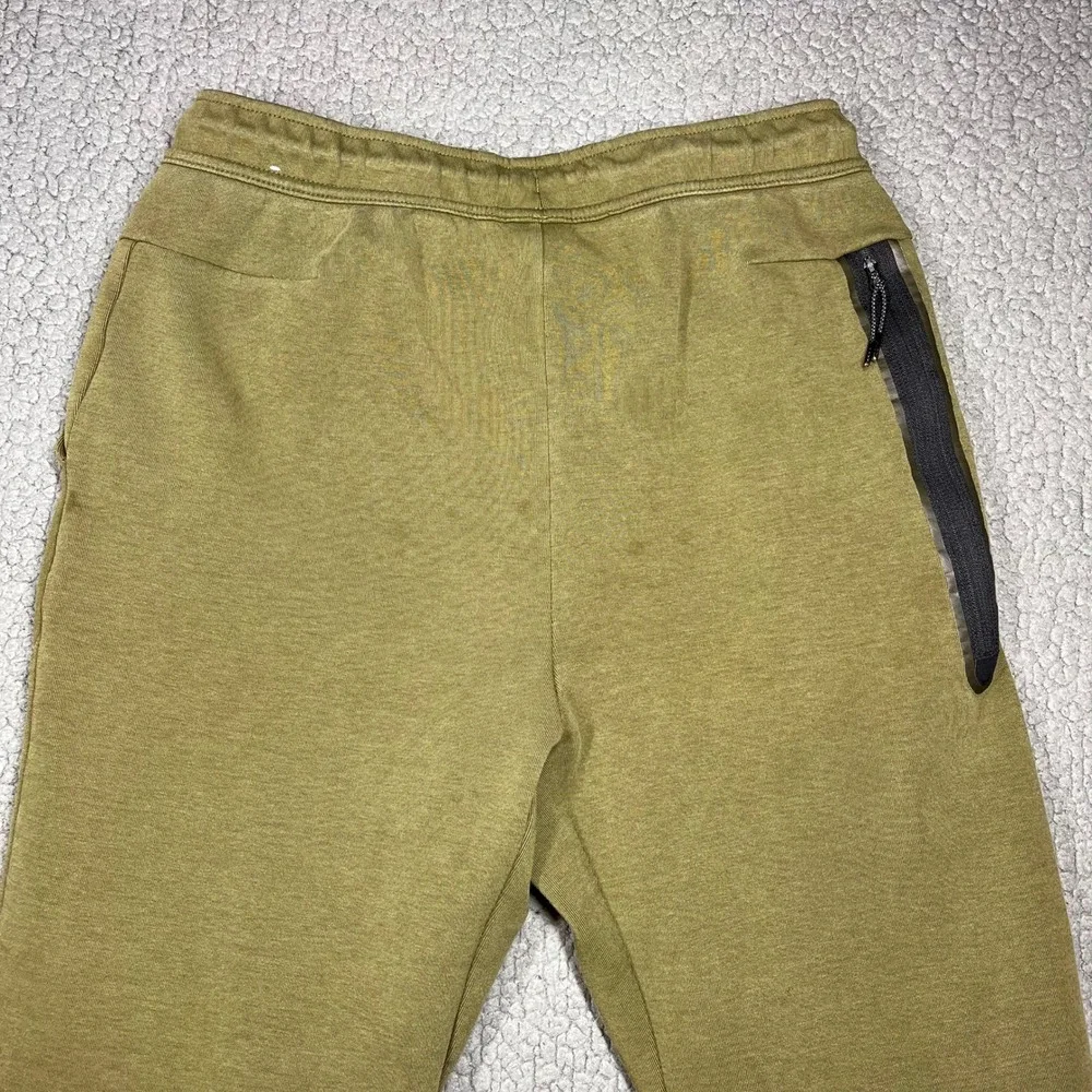 Nike Sportswear Tech Fleece Joggers Olive Green‎ Tapered Sweatpants CU4495-326 M